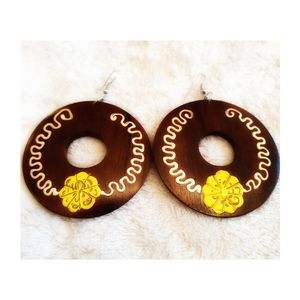 Handmade and painted wood earings